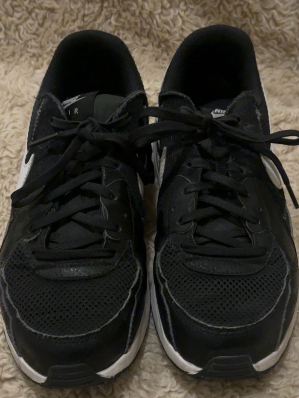 Nike Black and White Men's Low-Top Athletic Sneakers